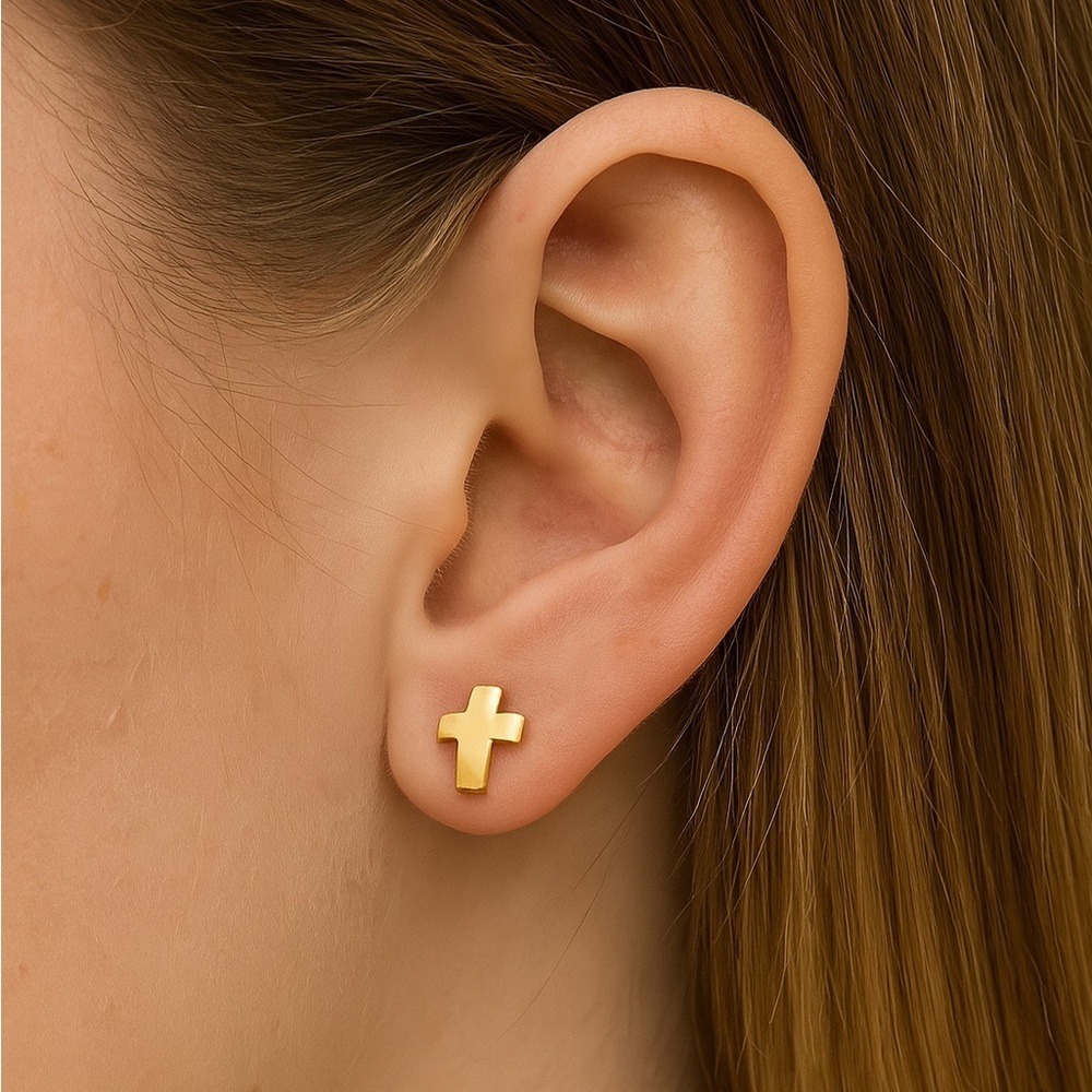 Macy’s Cross Stud Earrings - Picture 1 of 5